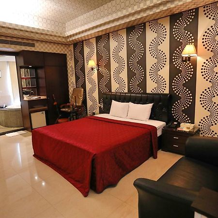 Hua Jia Motel Tainan Exterior photo