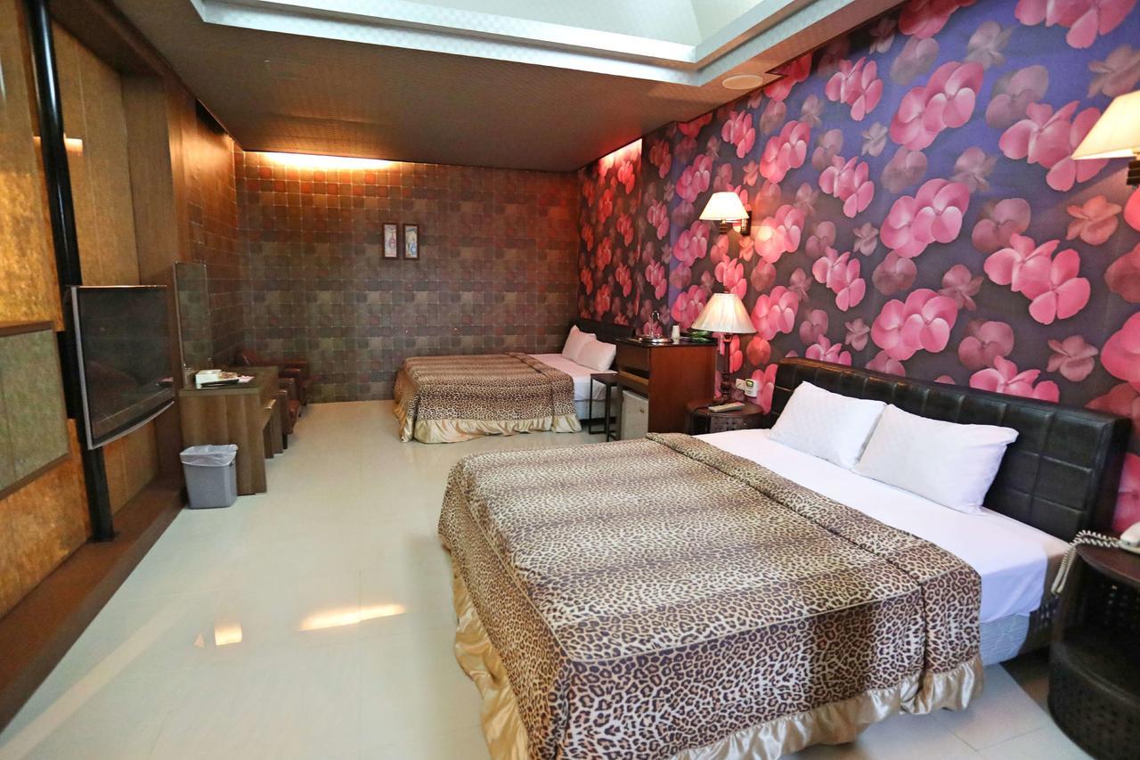 Hua Jia Motel Tainan Exterior photo